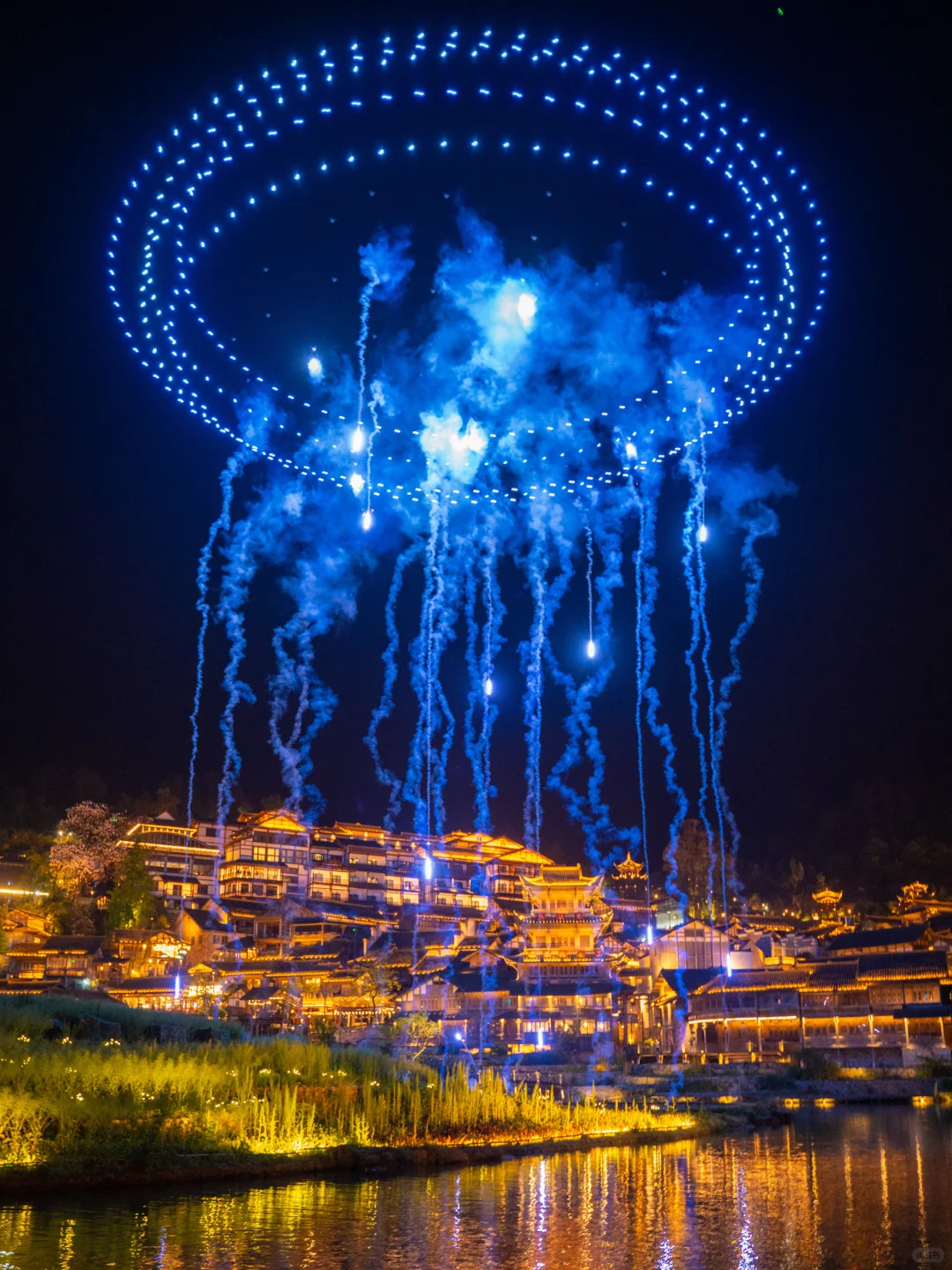 不愧是上榜《国家地理》的寨子，夜景真的绝了