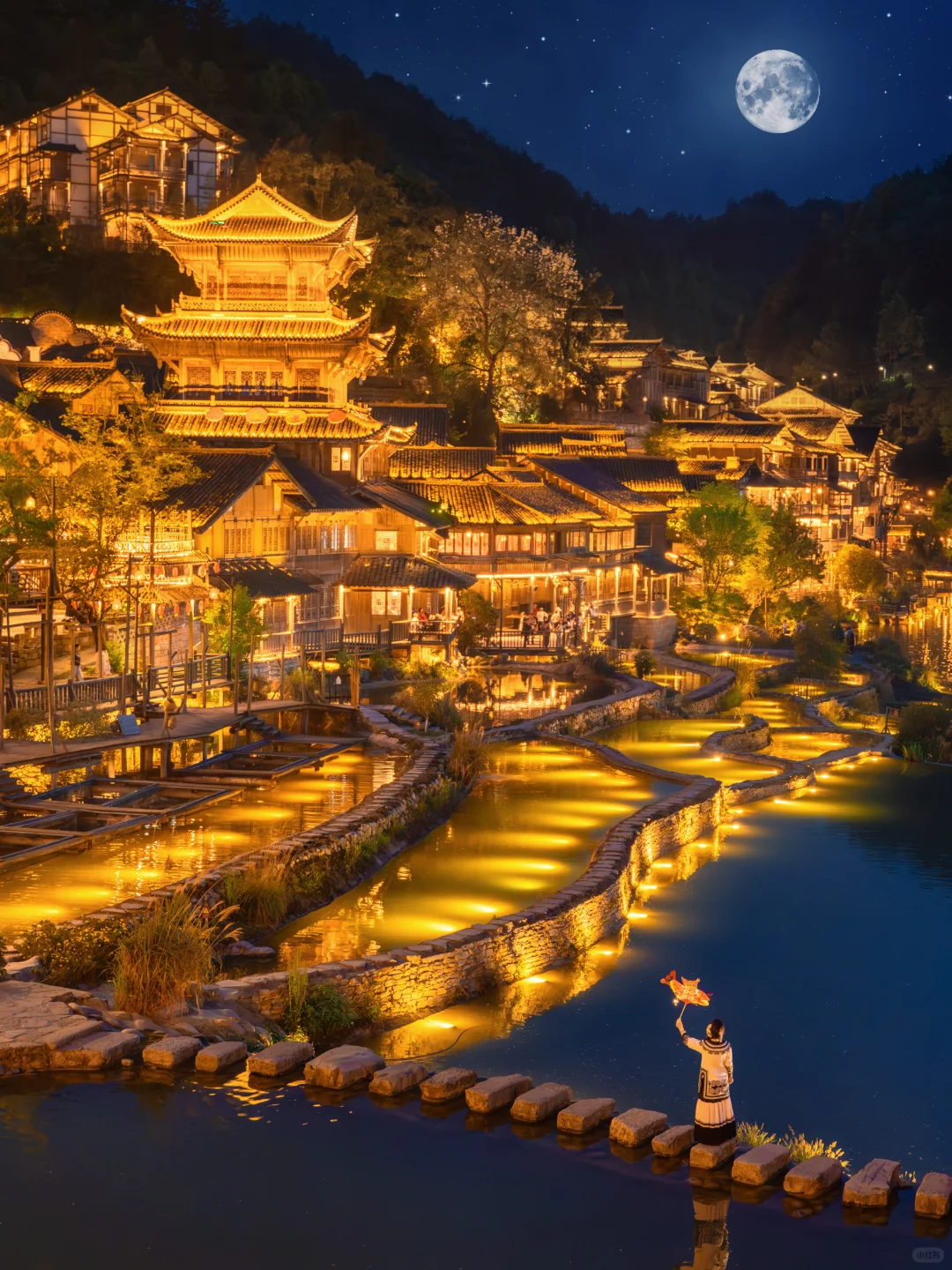 不愧是上榜《国家地理》的寨子，夜景真的绝了