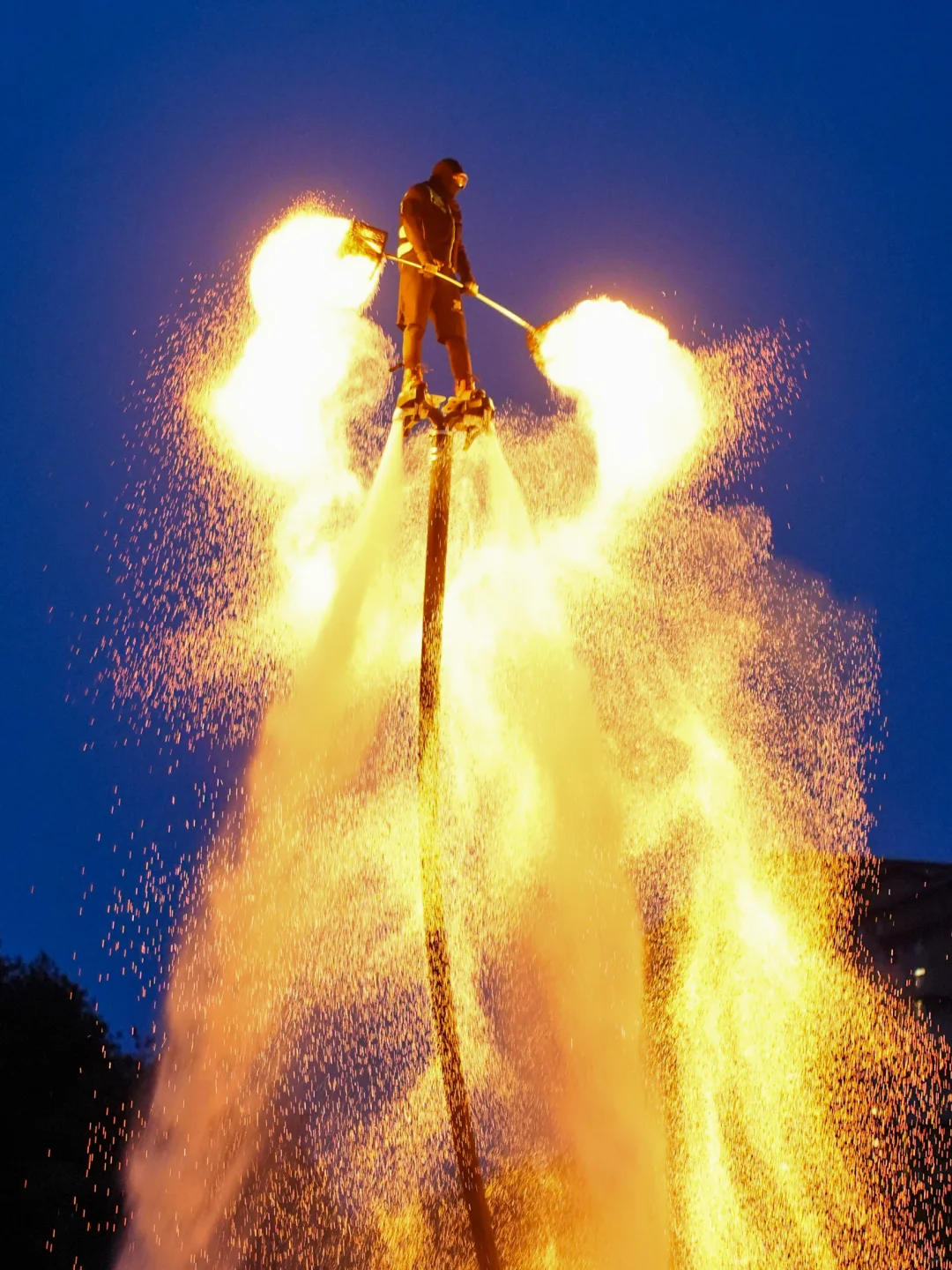 不愧是上榜《国家地理》的寨子，夜景真的绝了