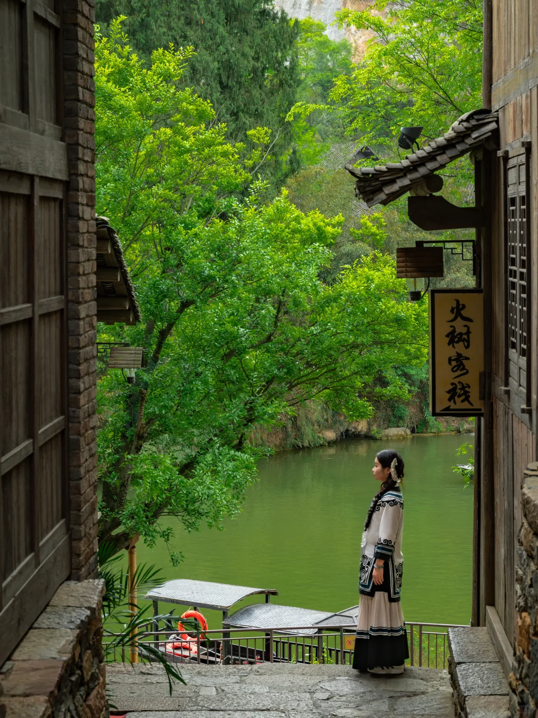 不愧是上榜《国家地理》的寨子，夜景真的绝了
