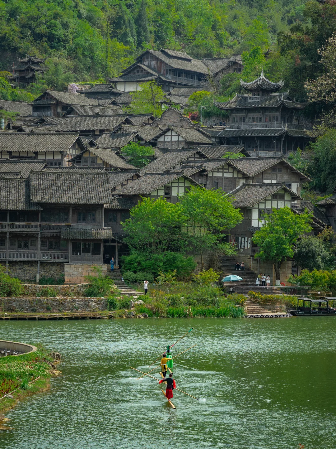 不愧是上榜《国家地理》的寨子，夜景真的绝了