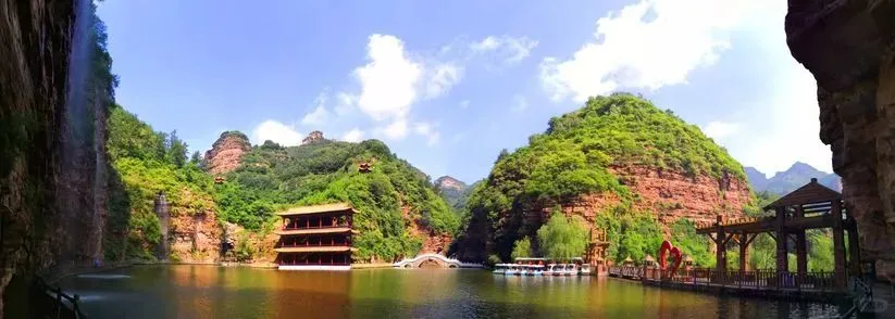 误入人间宫阙，邂逅绝美落霞