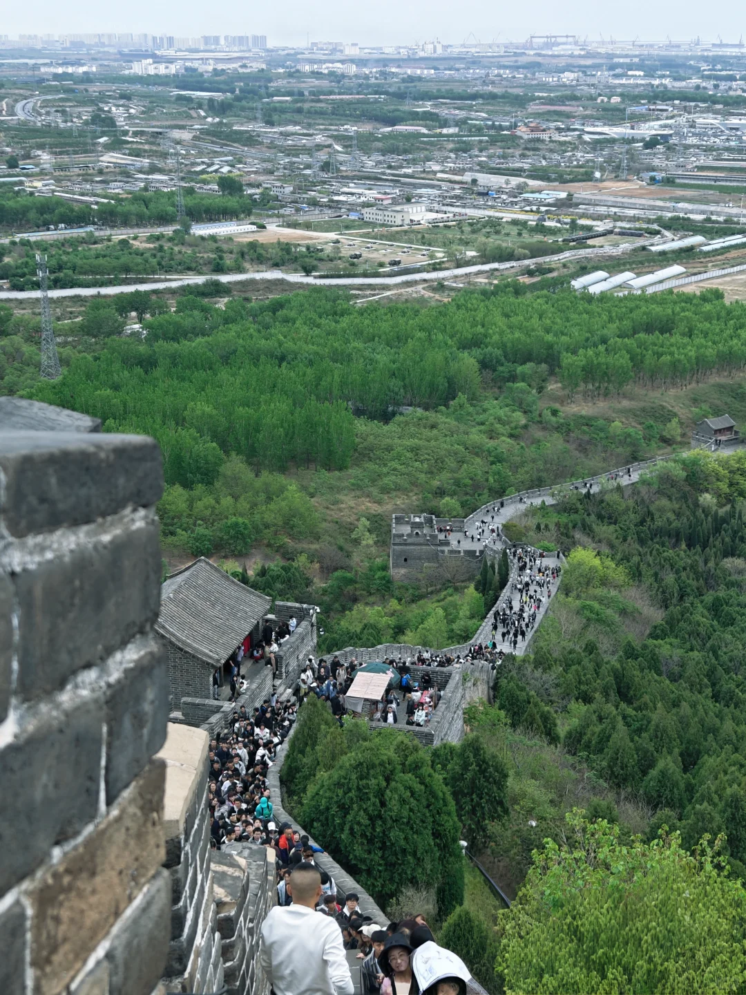 两京锁钥无双地，山海关！