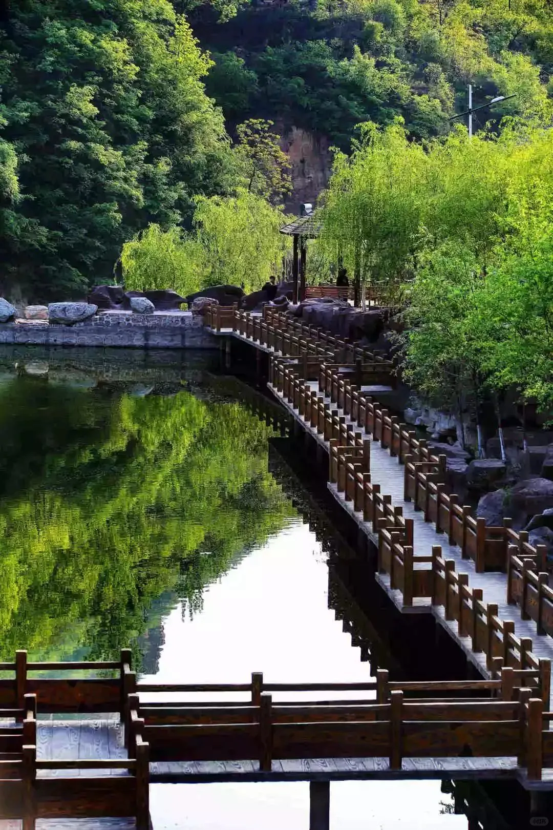 误入人间宫阙，邂逅绝美落霞