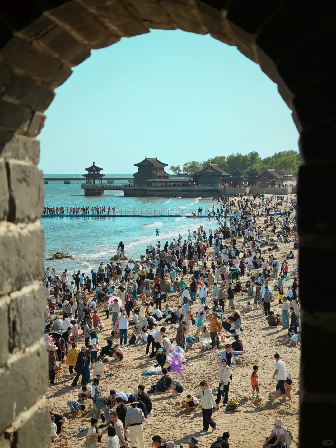 两京锁钥无双地，山海关！