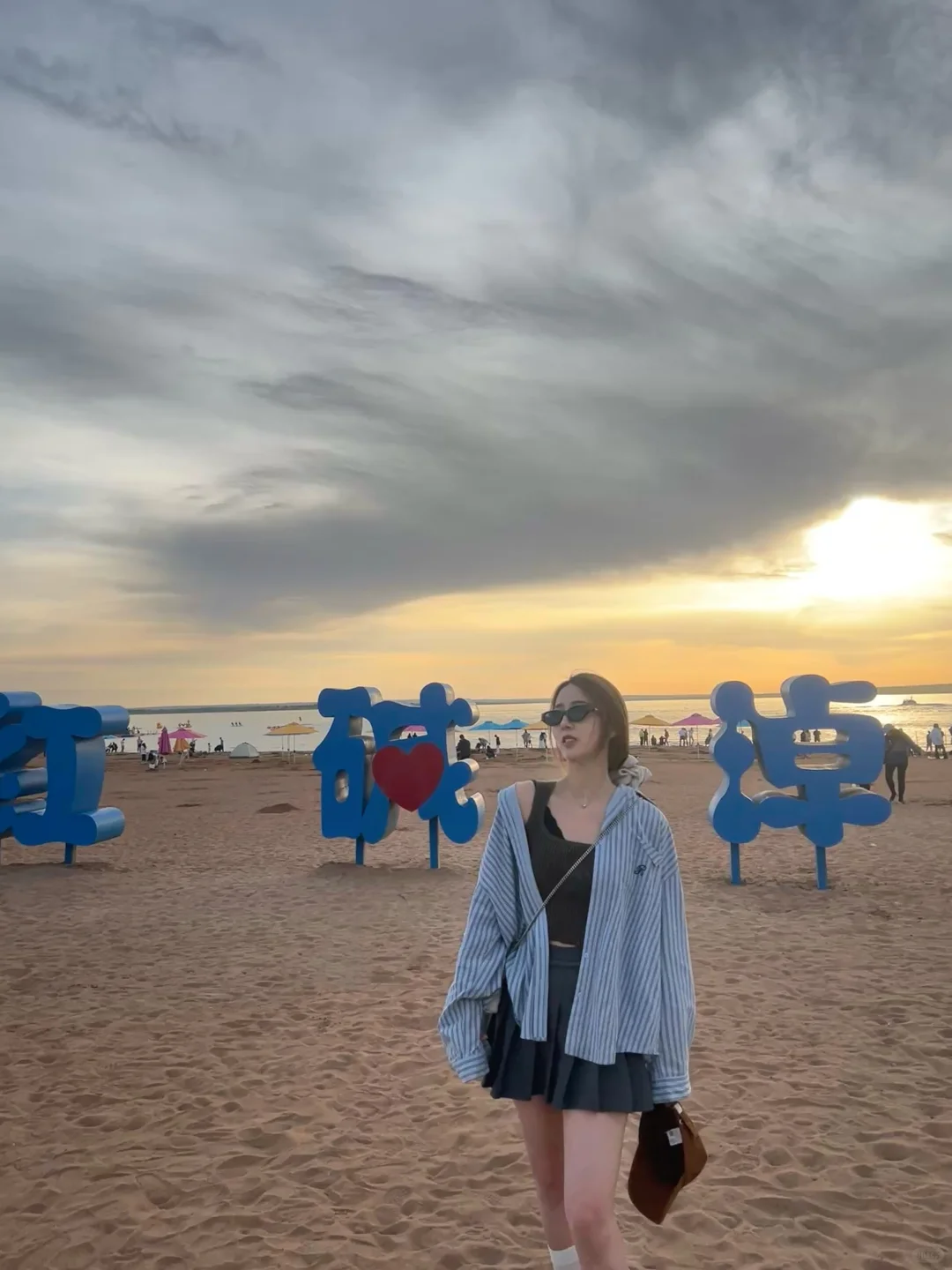 被夕阳治愈了海与晚风更配哦🌊