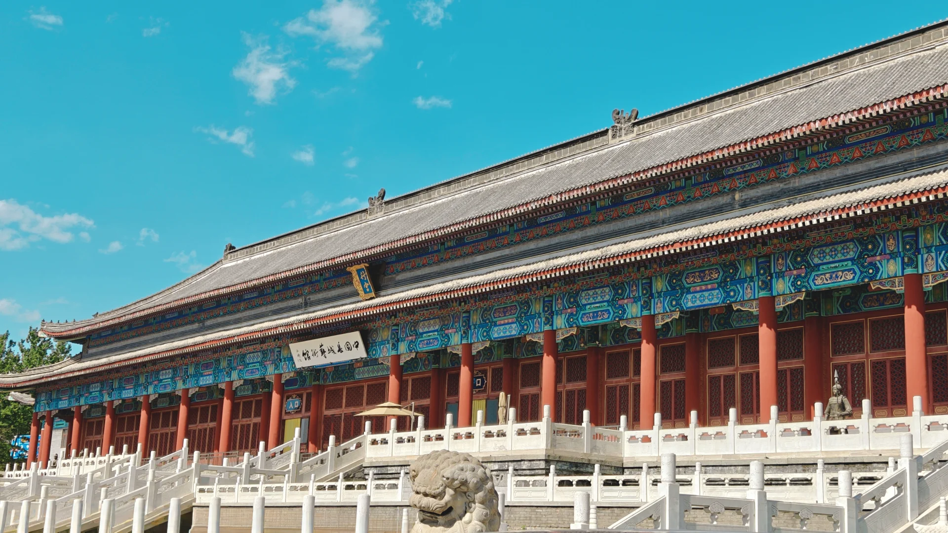 两京锁钥无双地，山海关！