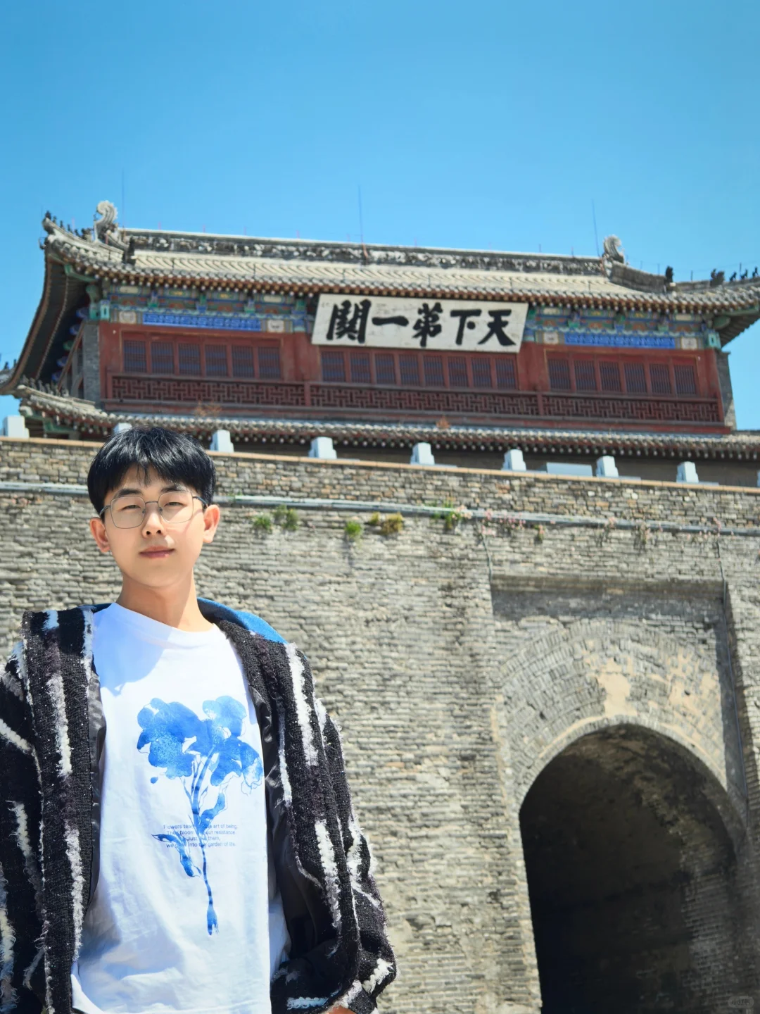 两京锁钥无双地，山海关！