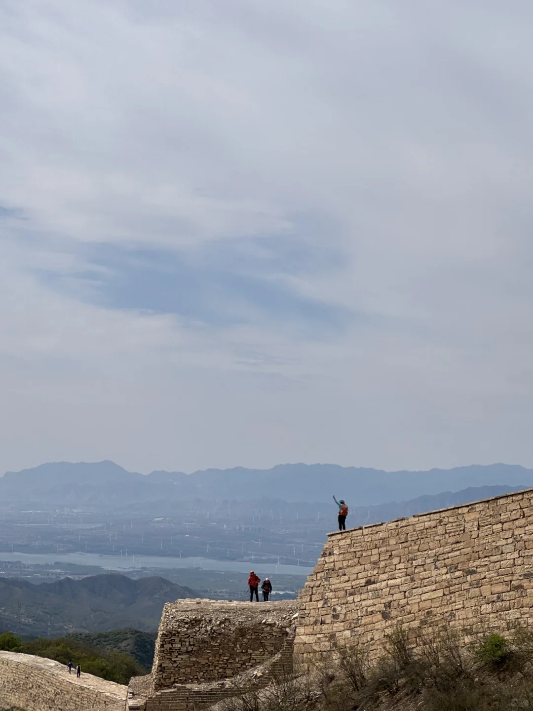 五一景美人少地