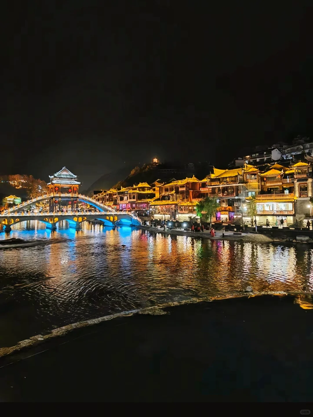 🏮 凤凰古城｜2天1夜穿越“边城”时光！
