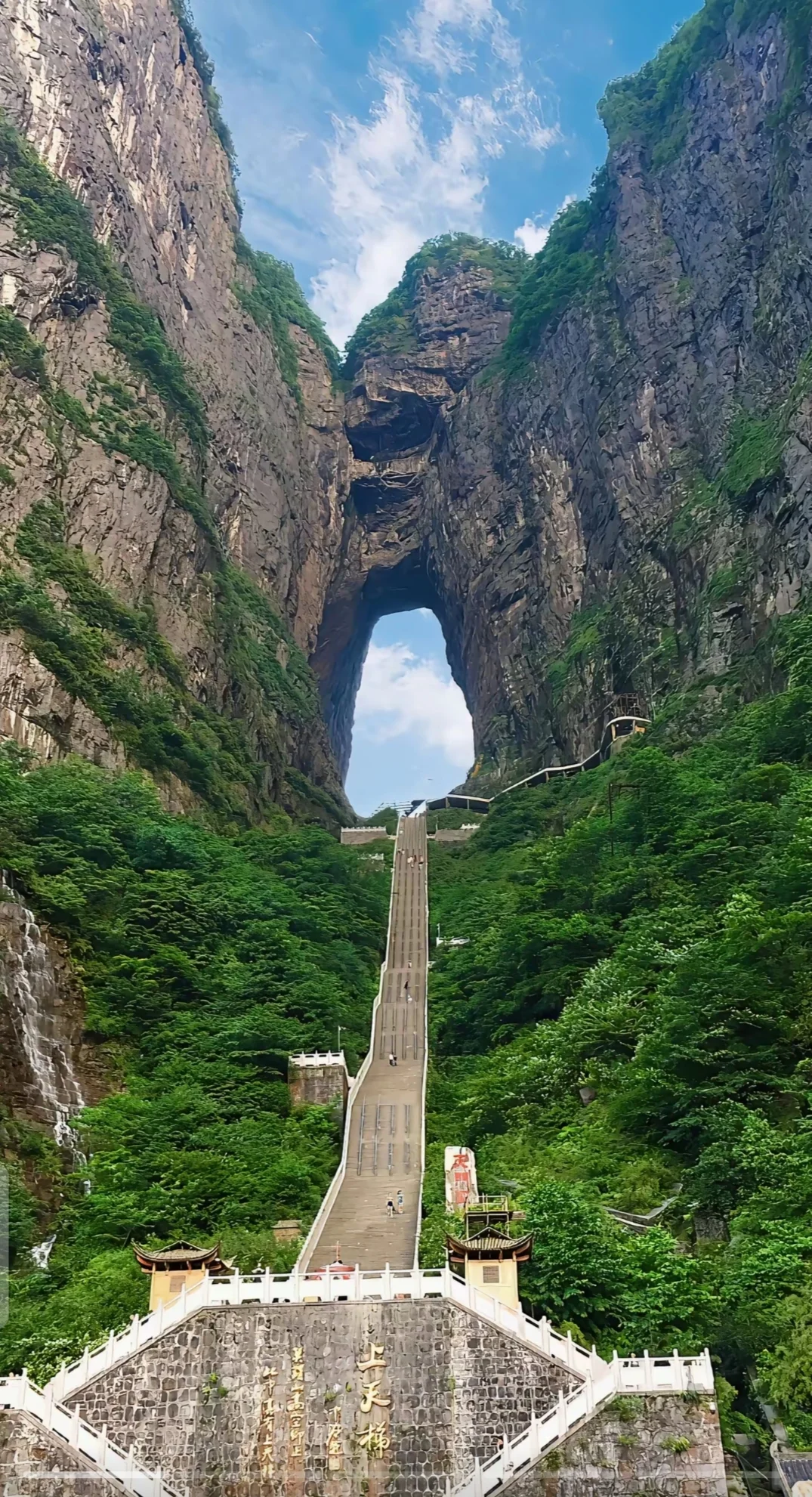 五一假期旅游全攻略，带你嗨玩不踩雷！