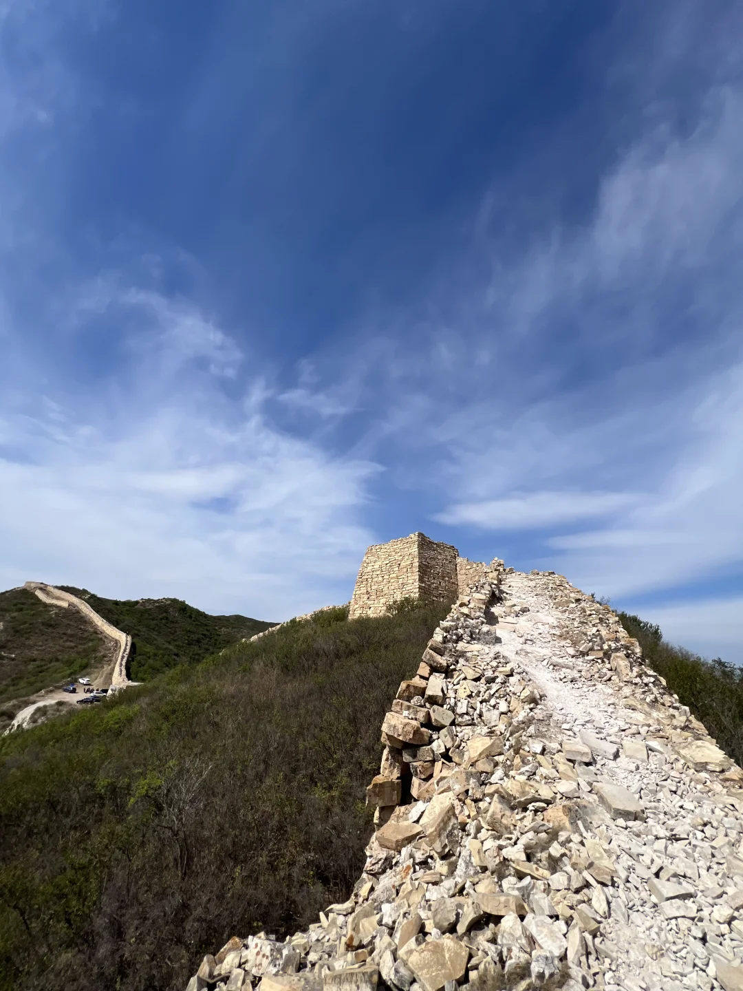 五一景美人少地