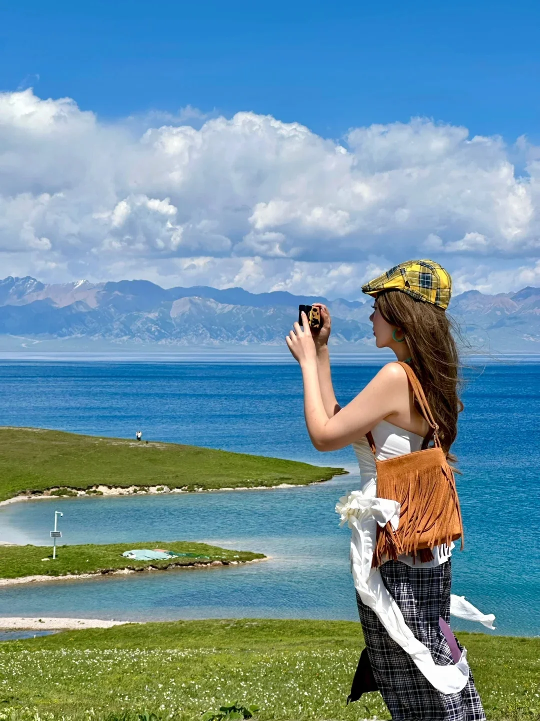 赛里木湖去了😭能劝一个是一个！！