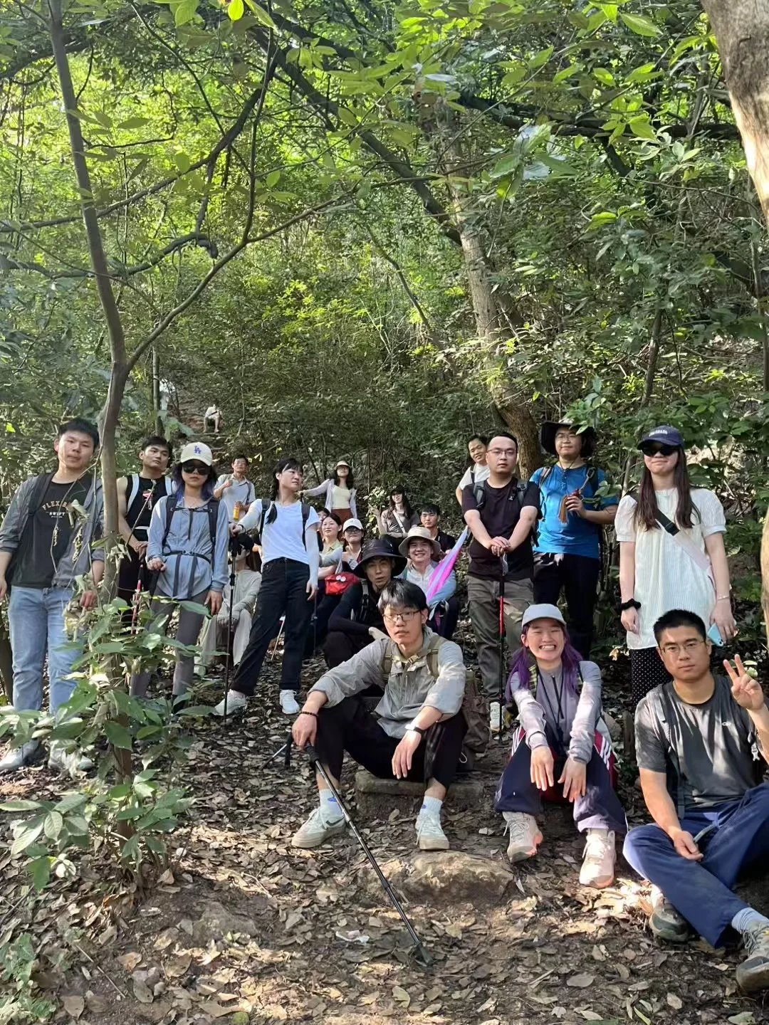 暴走西湖右爱心💗最后还能赶上西湖日落🌄