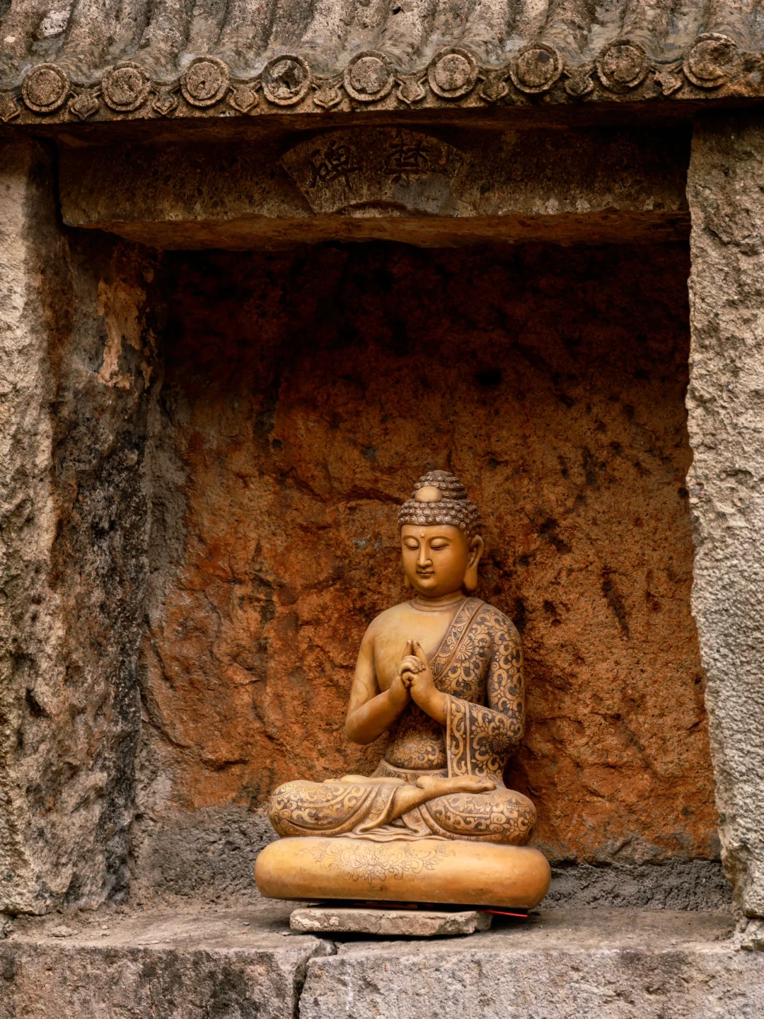 我很少用“惊艳”来形容一座寺庙……