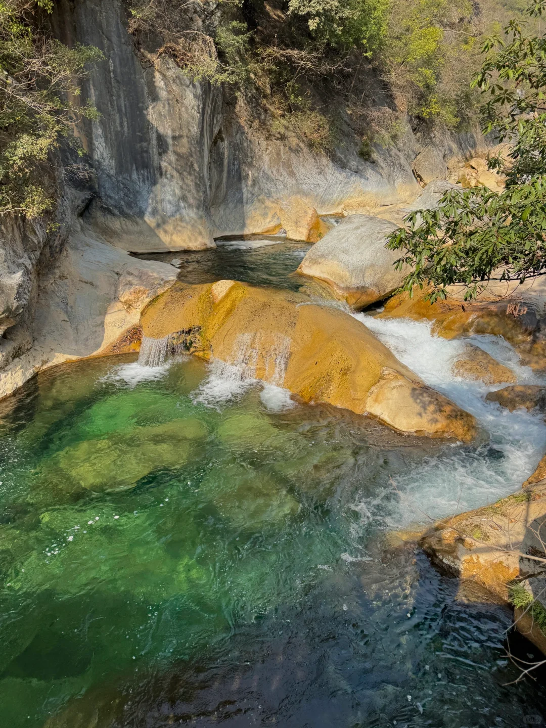 十堰你糊涂啊😯“小九寨沟”这么美不宣传