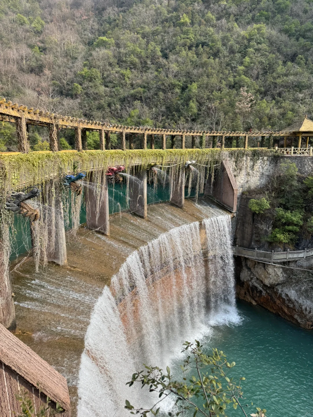 十堰你糊涂啊😯“小九寨沟”这么美不宣传