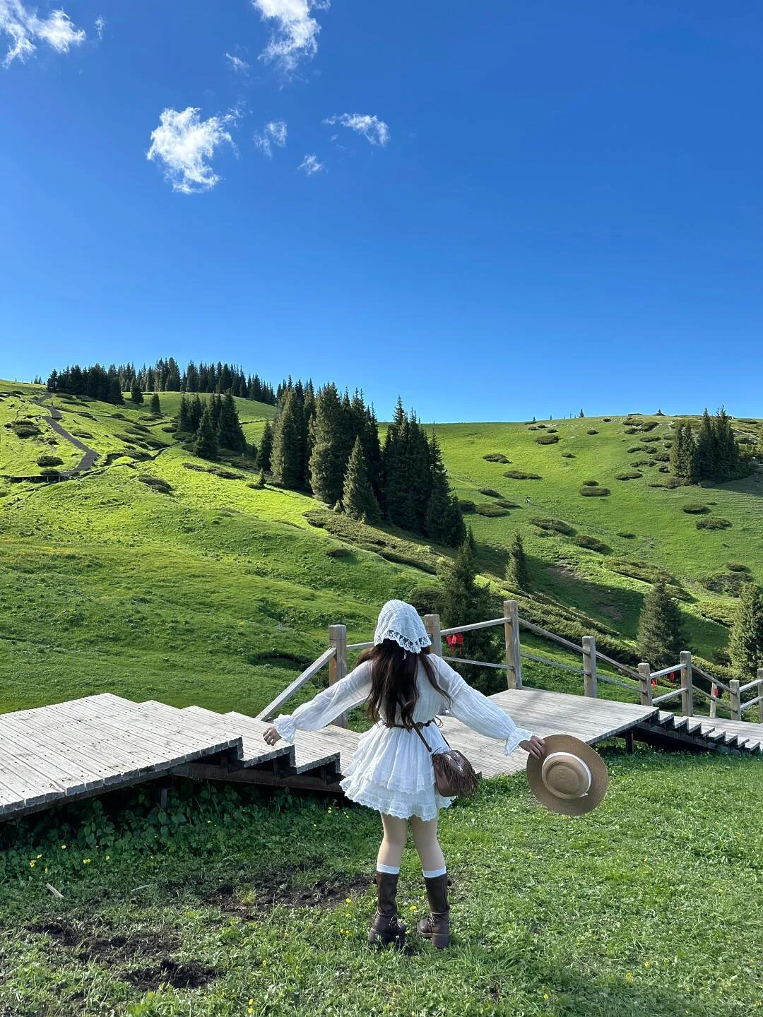 真的不在瑞士,是在五月新疆的小众㊙️境里🥰