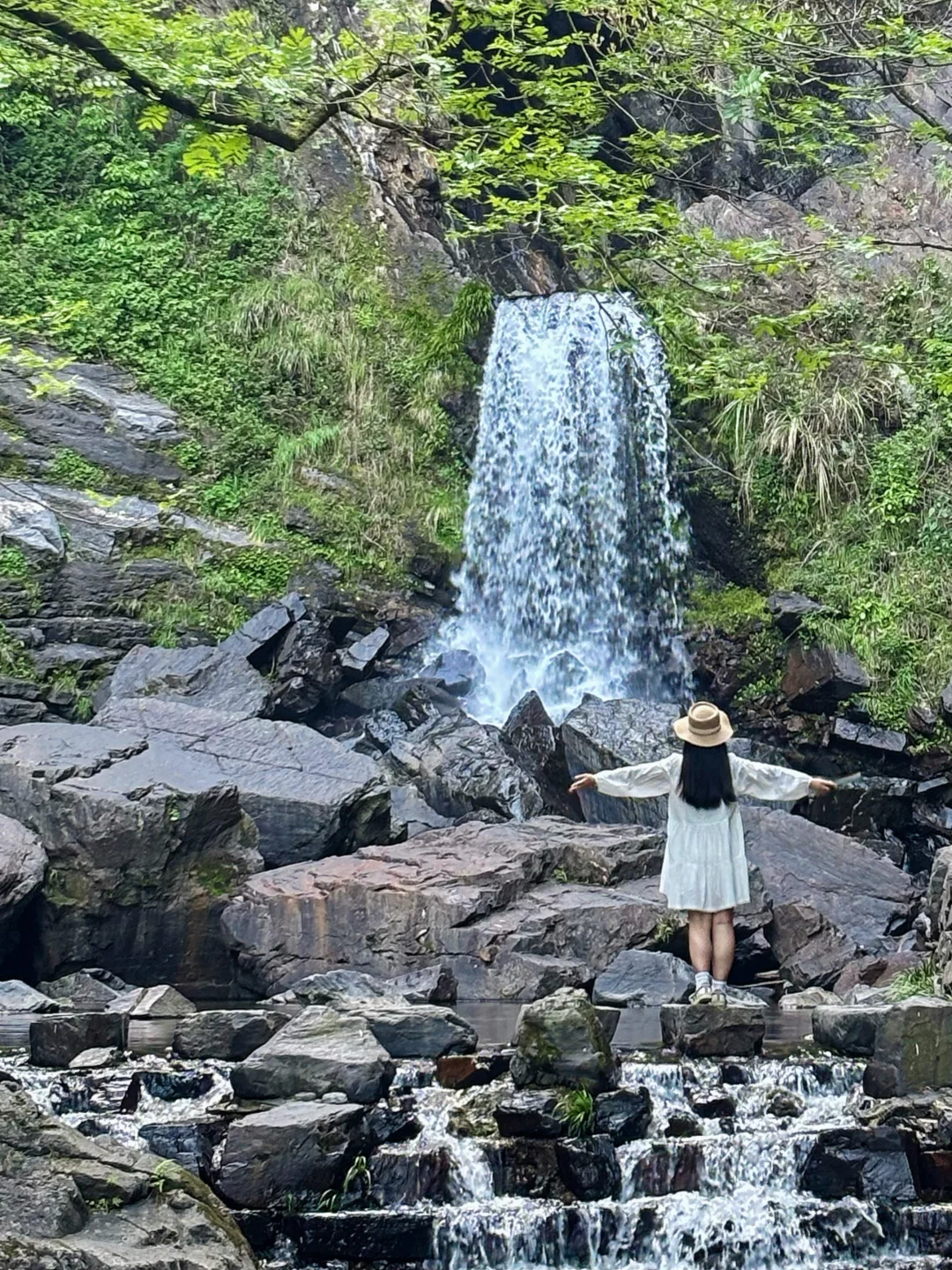 李白没骗我‼️这个皖南小城真是美哭了!