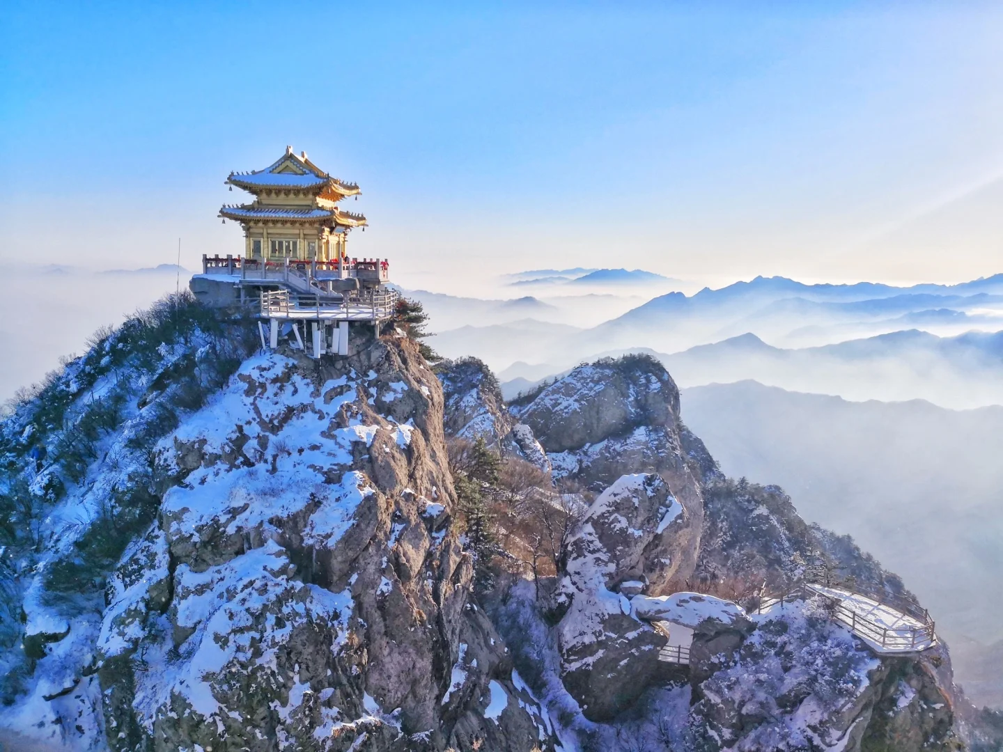 冬季的老君山太美了！