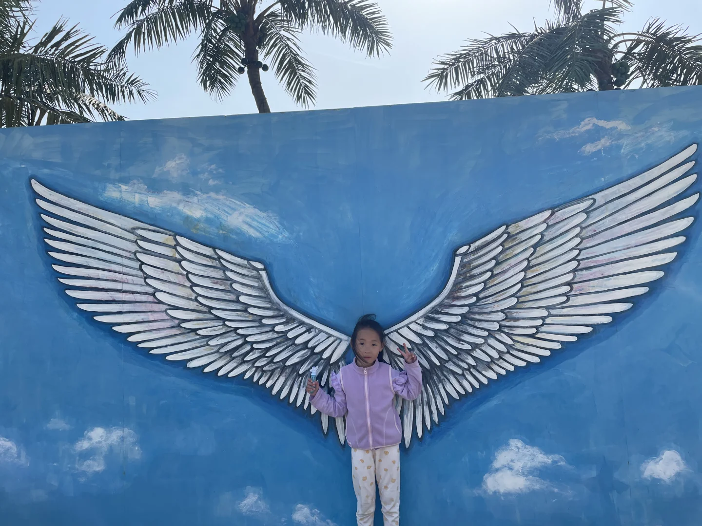 感谢揽月湾景区工作人员帮娃找回丢失的水杯