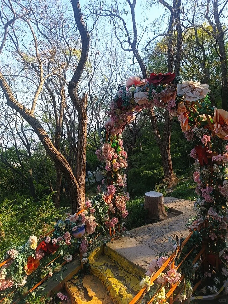 五一避开人从众！来爬长城第一山啦～