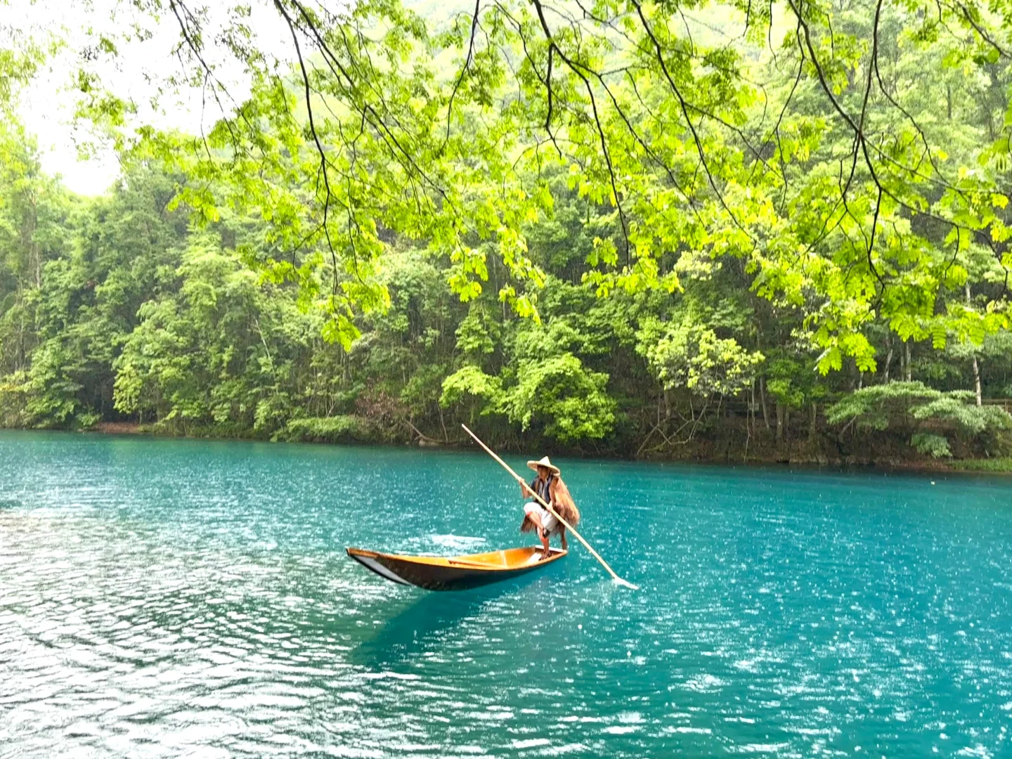 雨天的卧龙潭，封神了