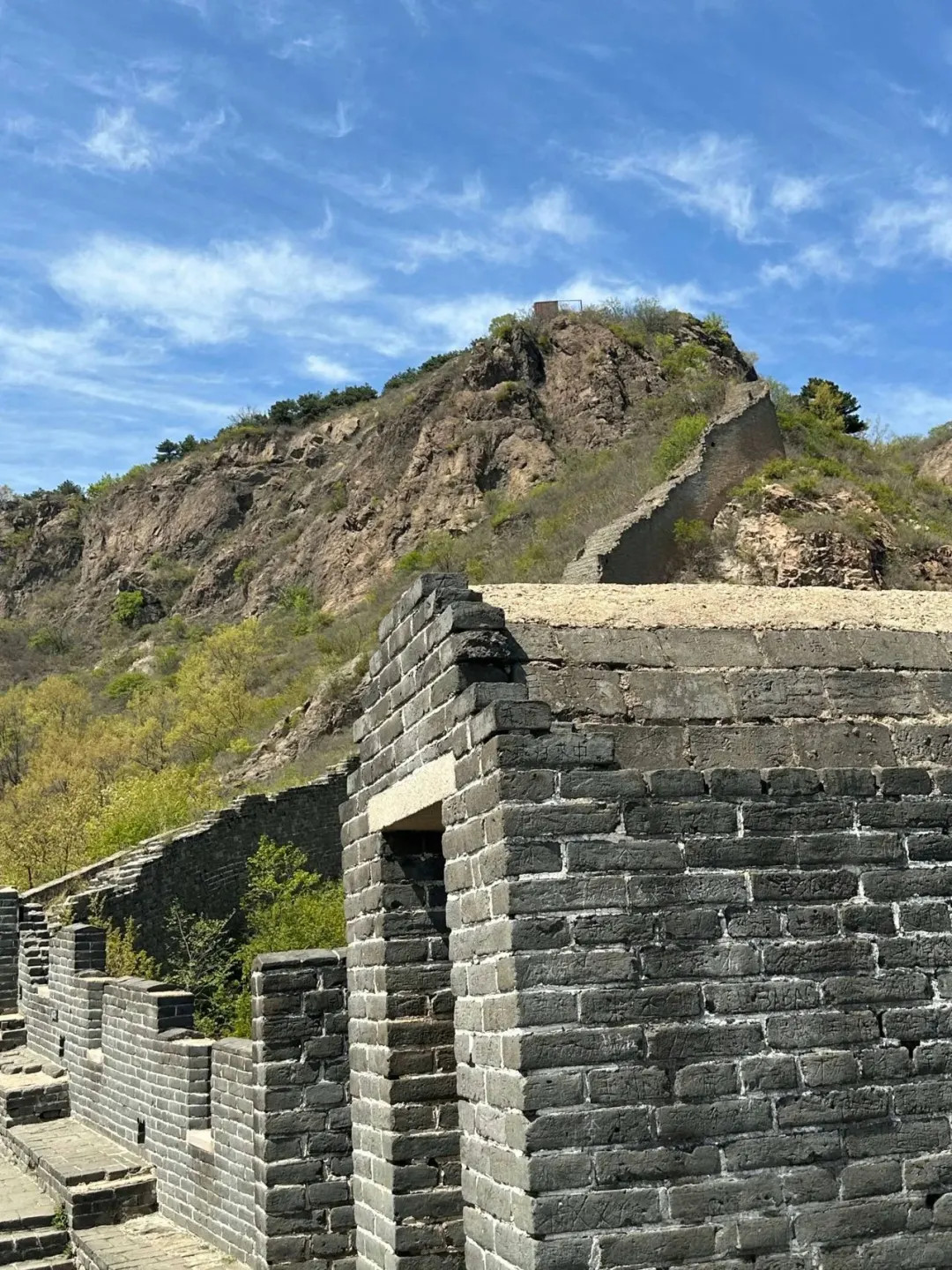 五一避开人从众！来爬长城第一山啦～