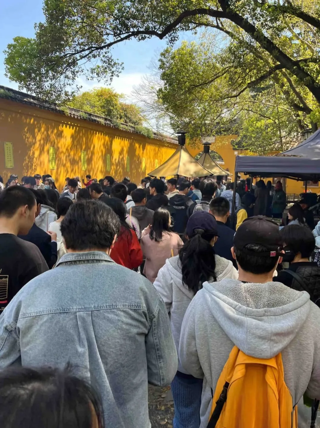 北京现状。排队三小时，参观三分钟