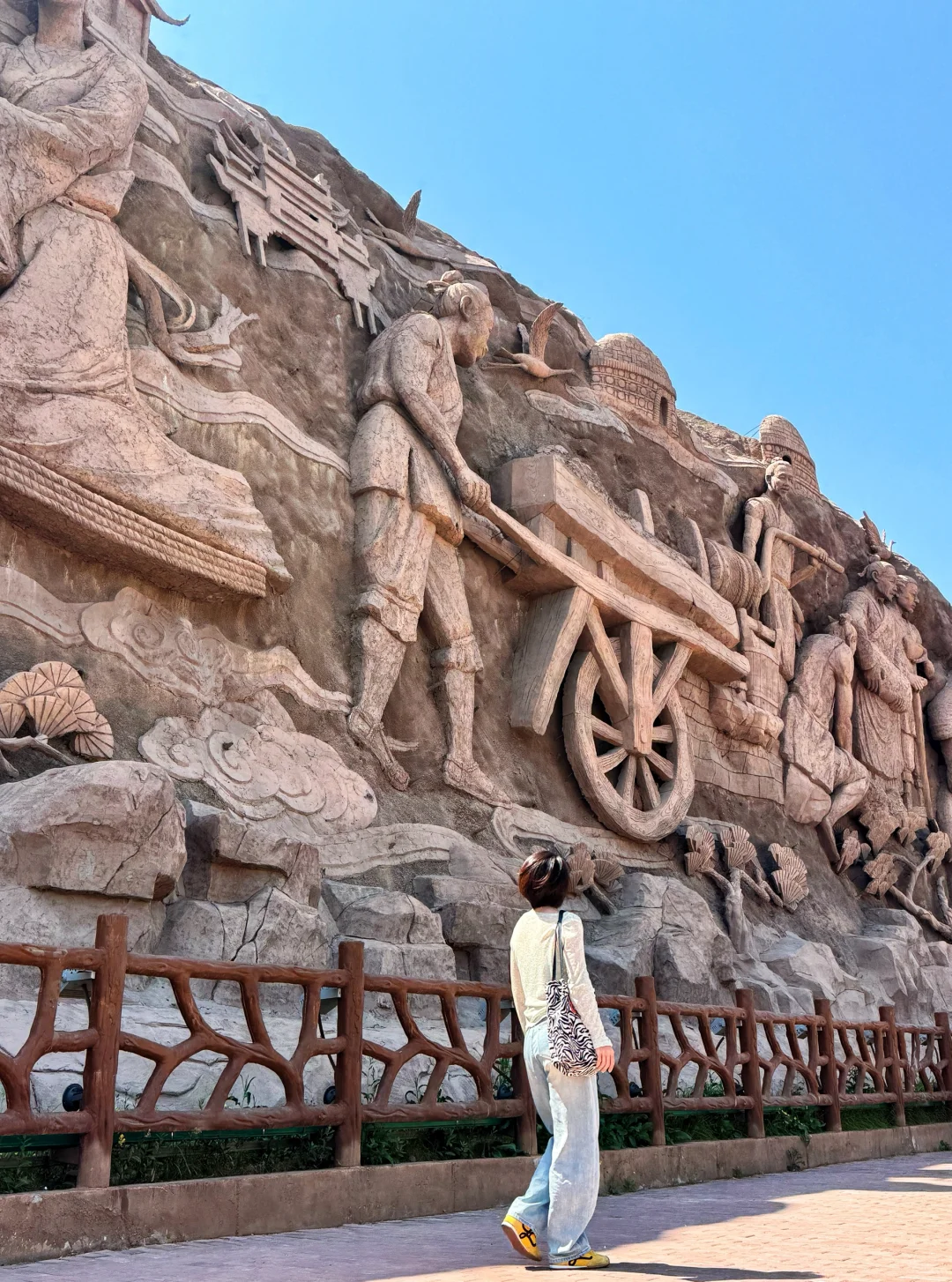 邯郸小众免费景点📸峰峰磁州窑山体浮雕⚱️