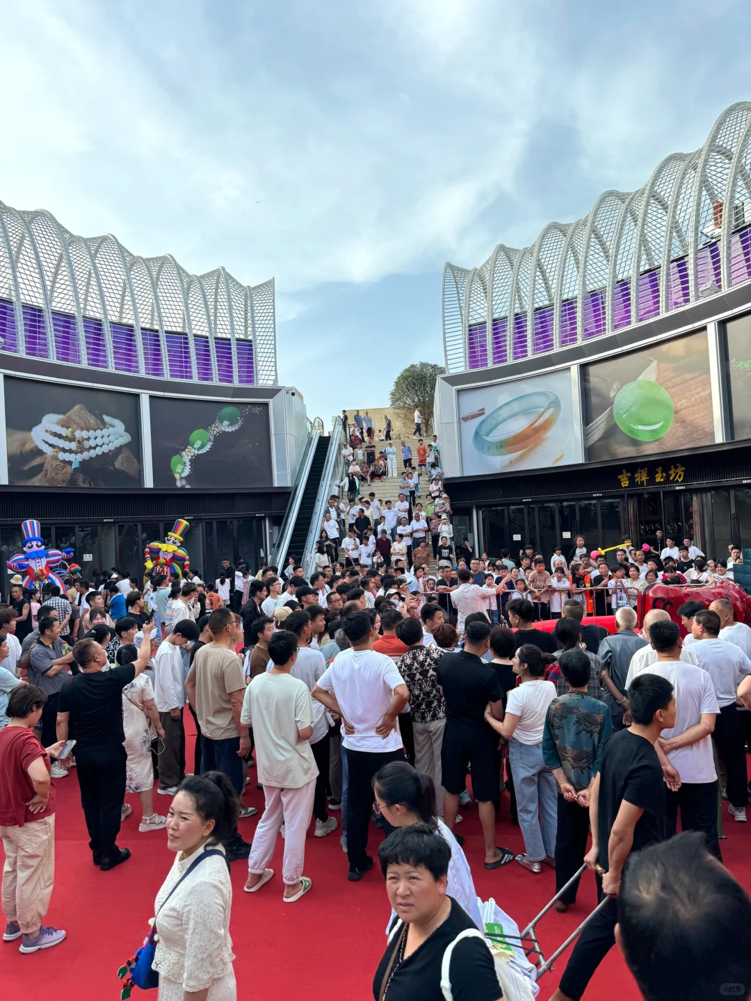 石佛寺开窍了😅把“玉石文化”发展成5A景区！