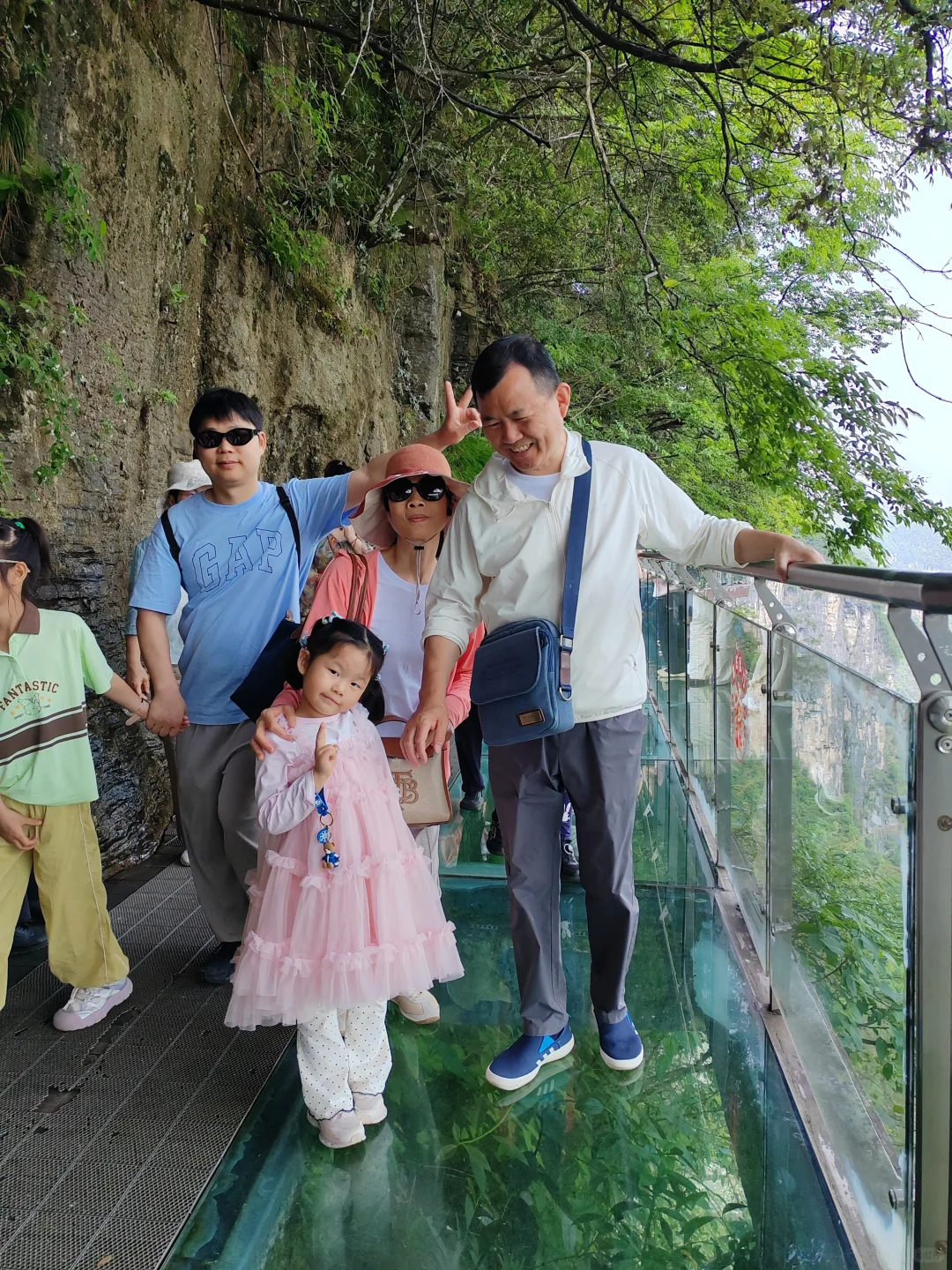 这应该是五一人最少懒人最友好的5A景区吧