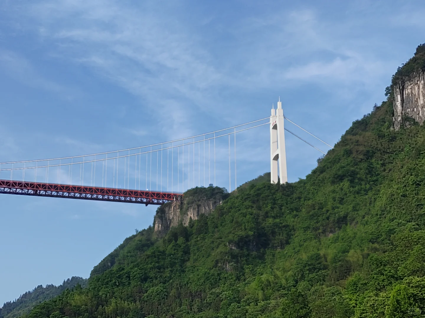 这应该是五一人最少懒人最友好的5A景区吧