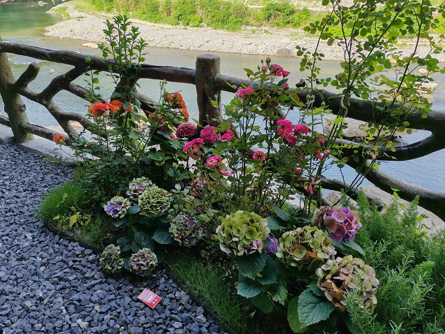 这应该是五一人最少懒人最友好的5A景区吧