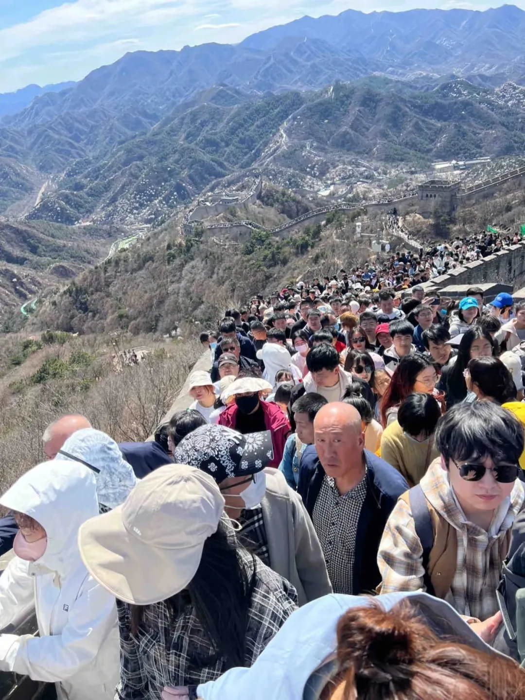 北京现状。排队三小时，参观三分钟