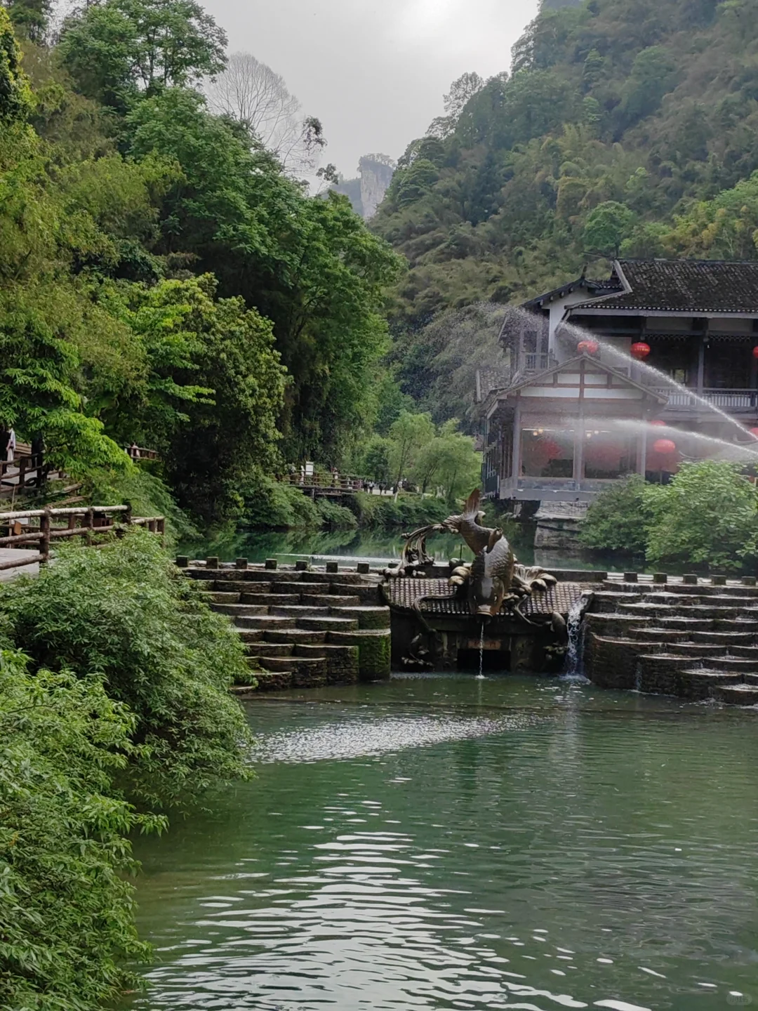 这应该是五一人最少懒人最友好的5A景区吧