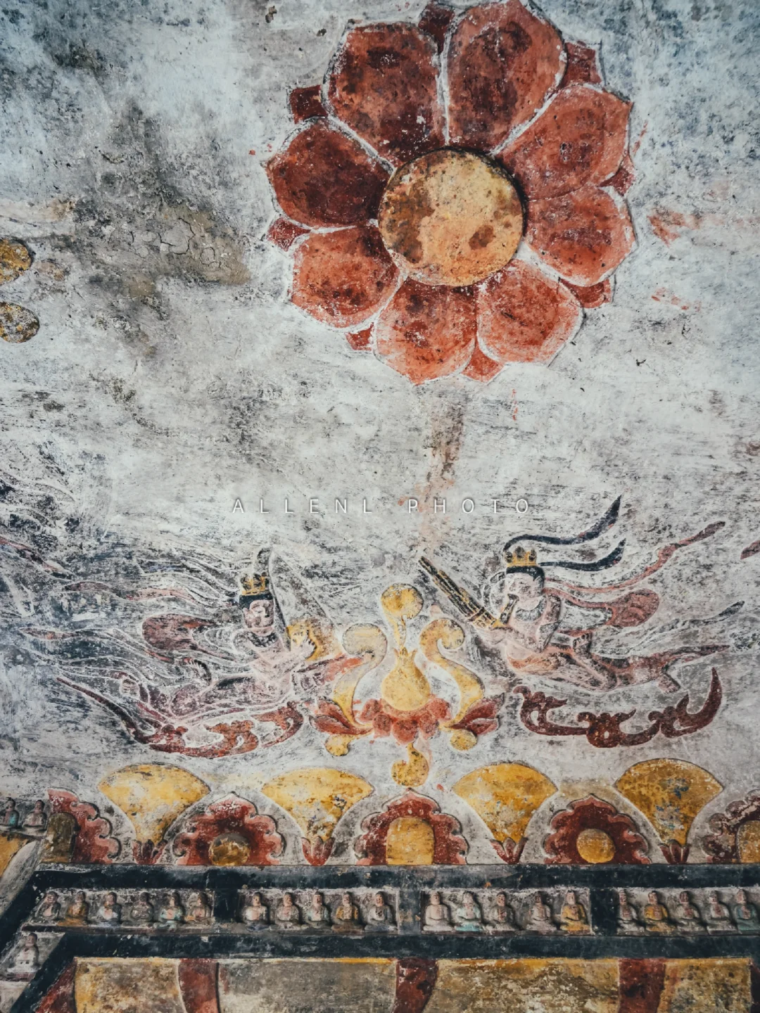 在响堂山石窟，做一场南北朝的华美残梦……