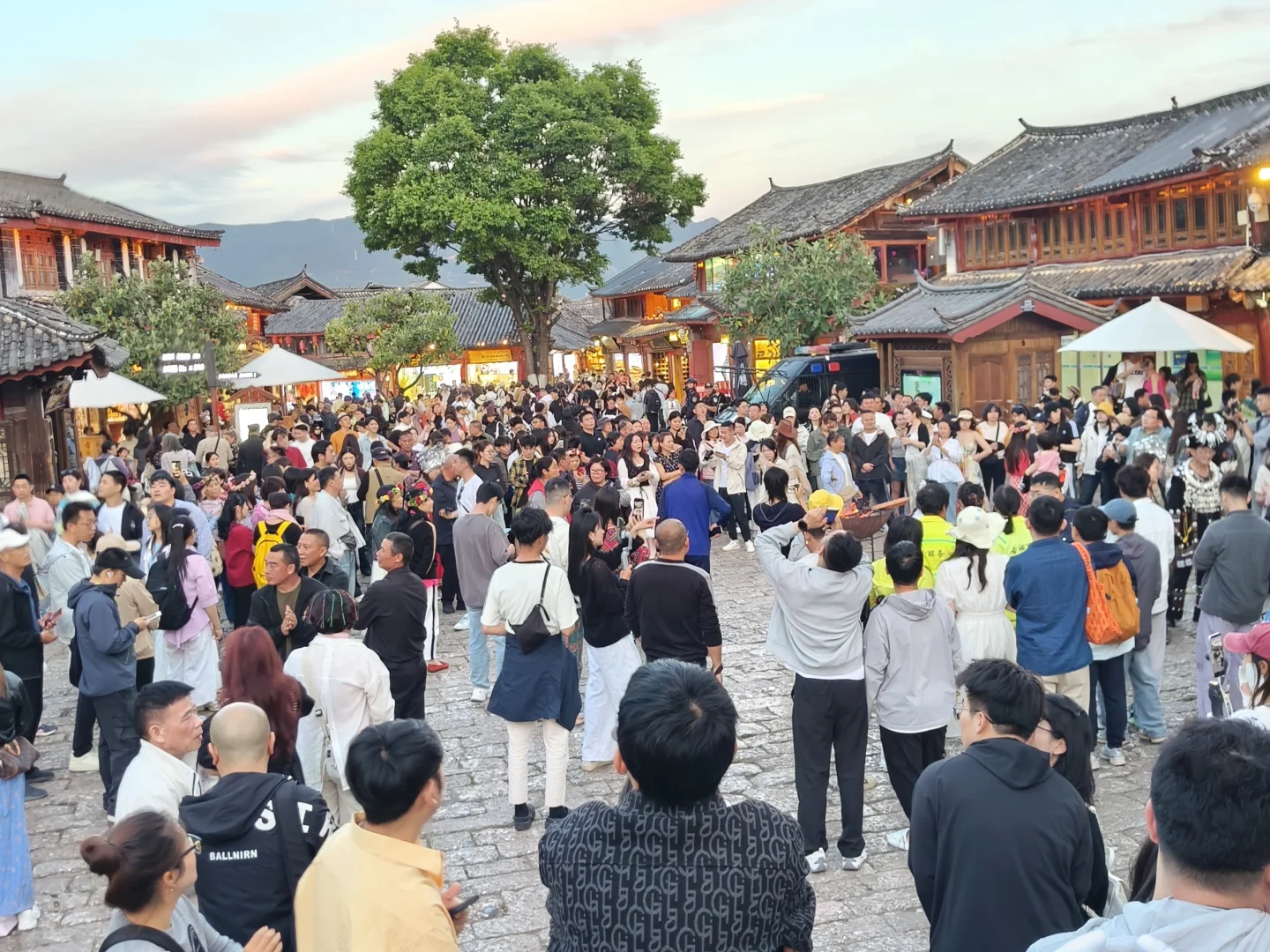 大美丽江，适宜的气候，世界的