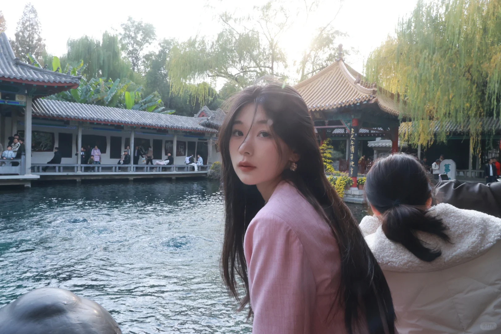 【趵突泉拍照攻略📸】get泉水边的氛围感大片