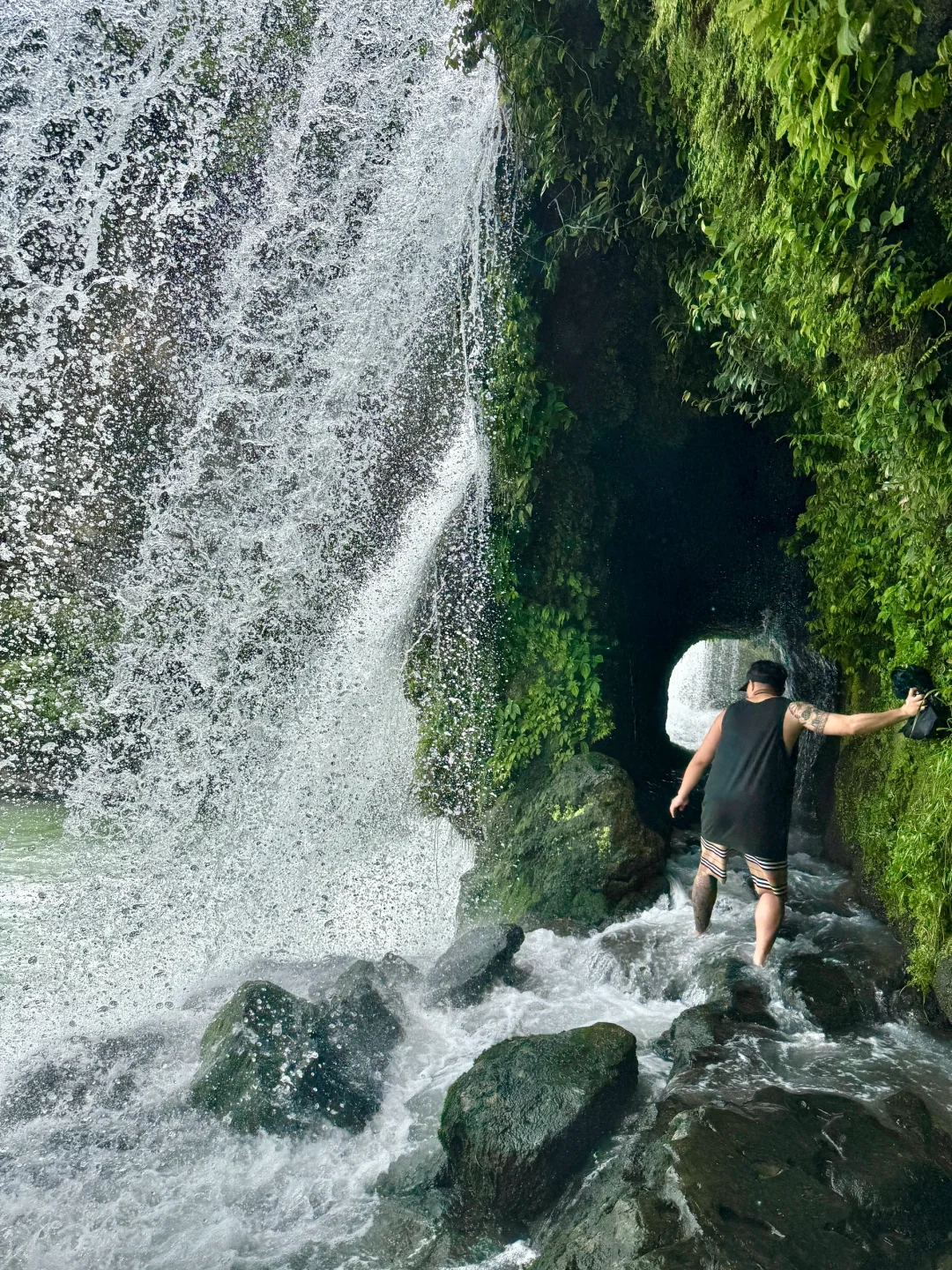 不是………没人告诉我贵州这么好玩啊！！！！！！