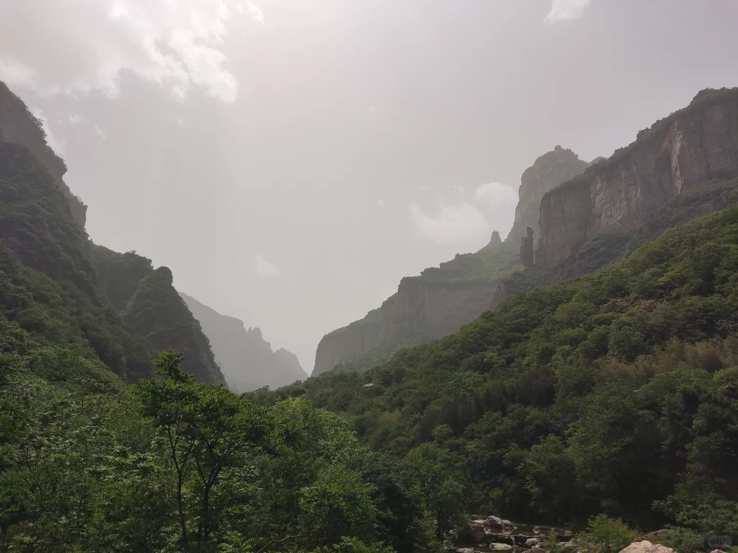 周末一人八里沟一日游