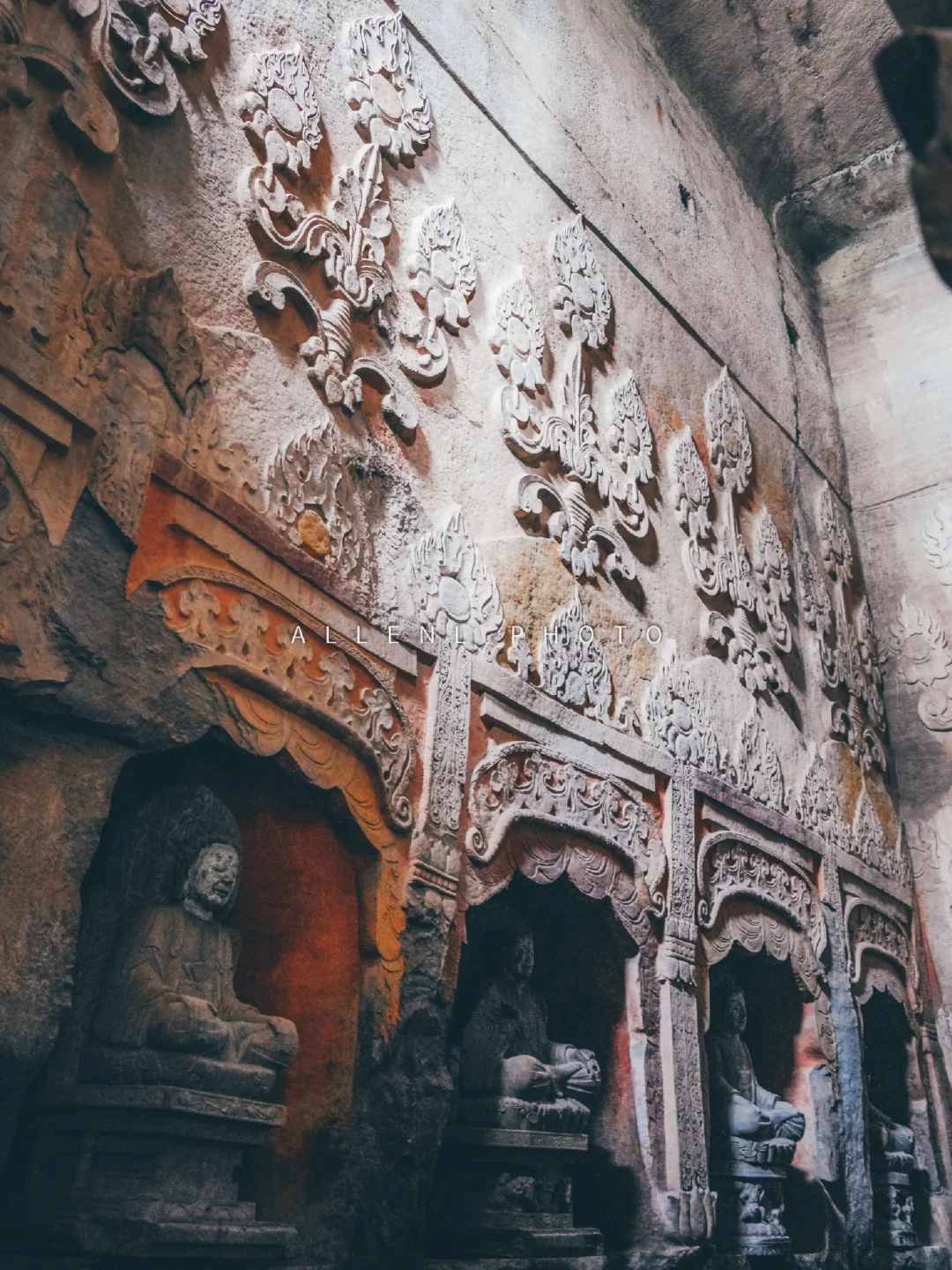 在响堂山石窟，做一场南北朝的华美残梦……