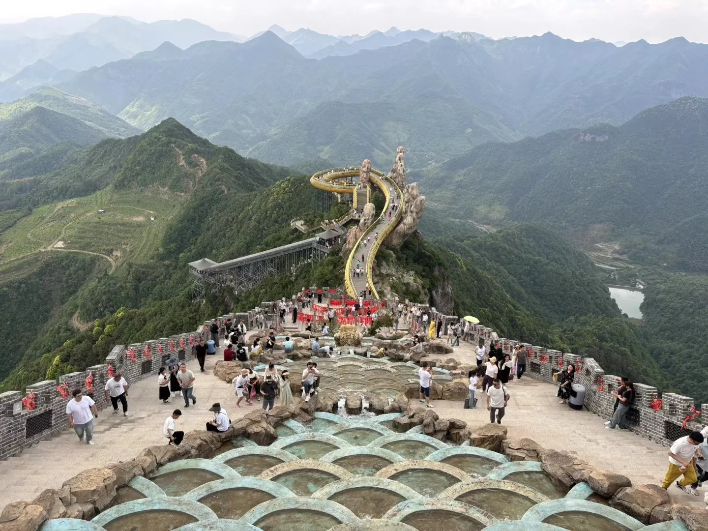 五一的假期要结束了