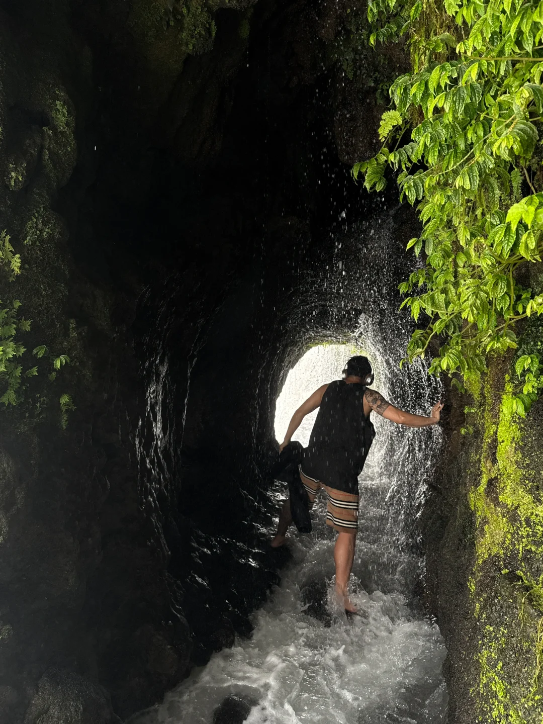 不是………没人告诉我贵州这么好玩啊！！！！！！