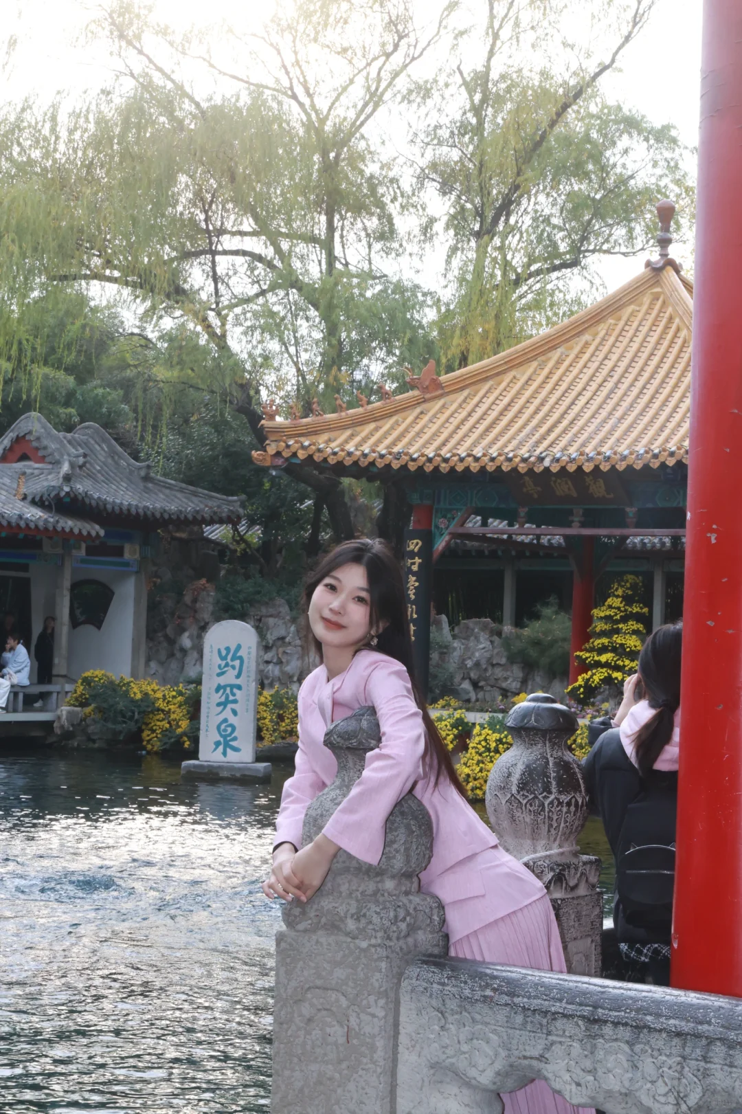 【趵突泉拍照攻略📸】get泉水边的氛围感大片