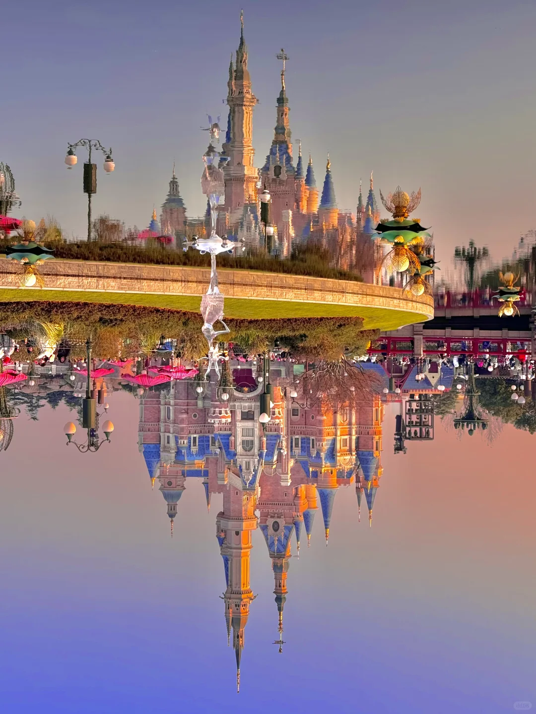 原来大雨真的会让整座城市颠倒