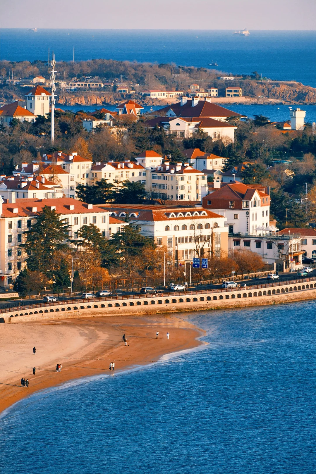 因为一片海 爱上一座城