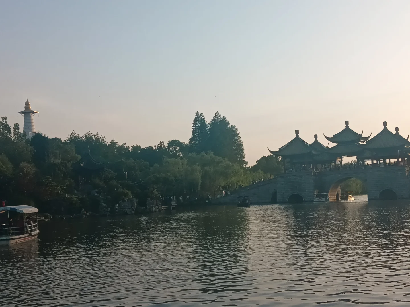 一天三个景点，狂走2万步