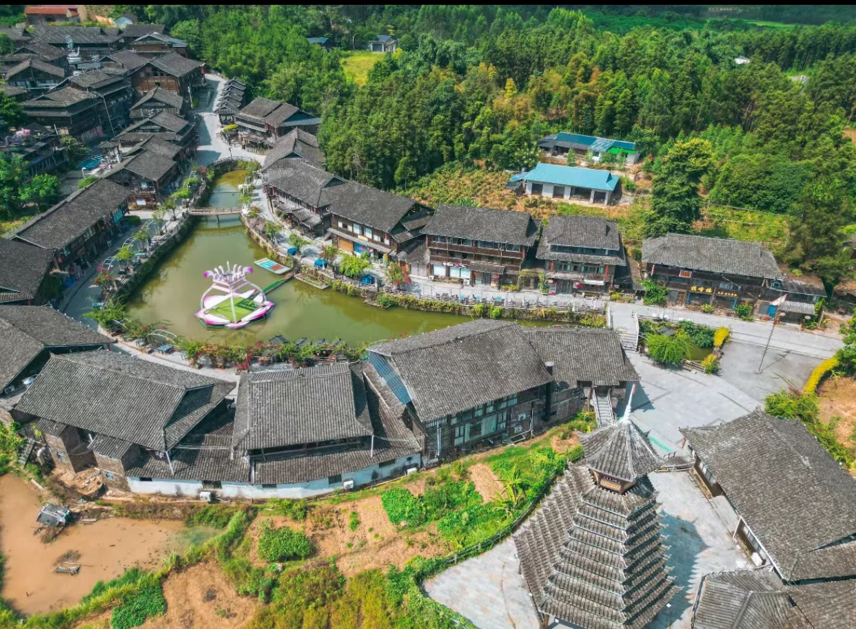 柳州·双龙沟秘境+苗寨奇遇✨包车一日游