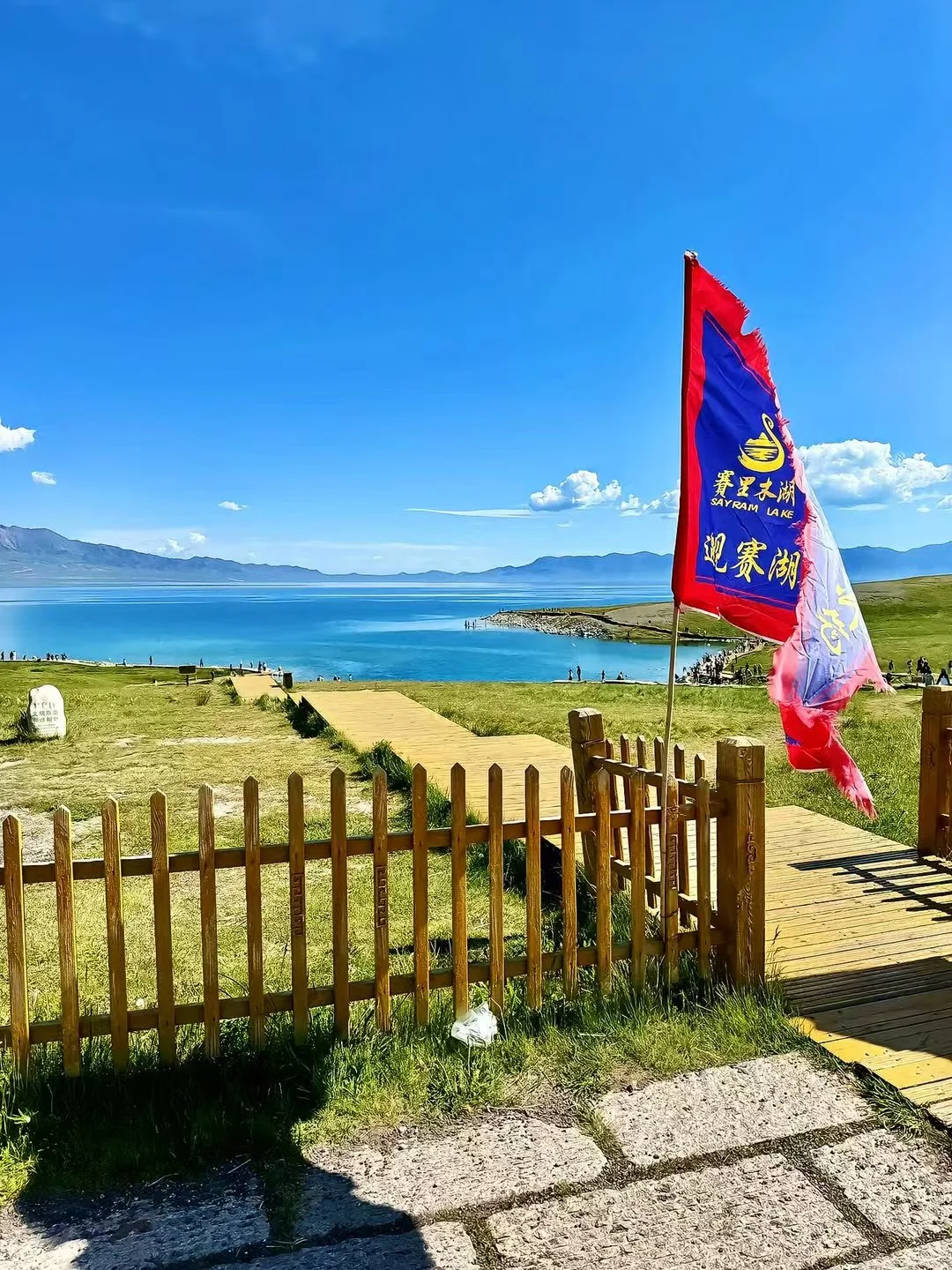 为什么5月去赛里木湖最合适？